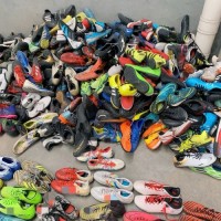 Used football shoes men Bale sneakers Second hand shoes clean mix football used bale shoes branded